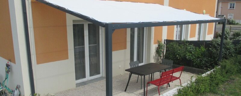 Article 48 : Transformez votre extérieur en oasis de confort avec une pergola d'Asymetrix YHF
