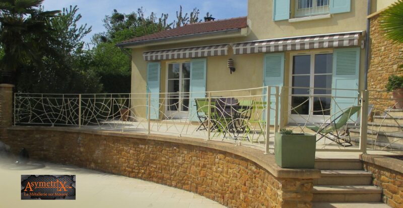 Article 59 : Donnez du caractère à votre extérieur grâce à une clôture décorative